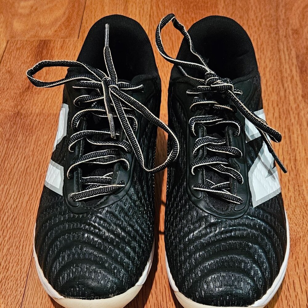 New Balance FuelCell Low Top Molded Baseball Cleats